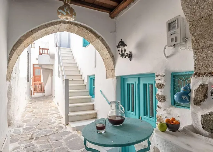 Ocean Rose II - Old Naxos Town
