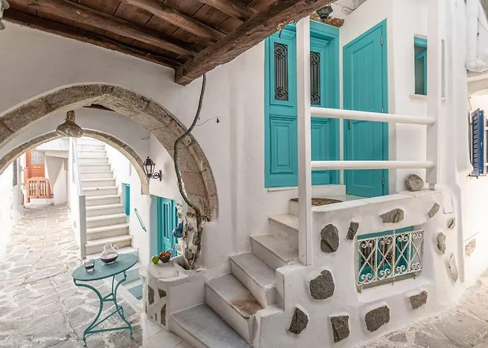 Ocean Rose II - Old Naxos Town